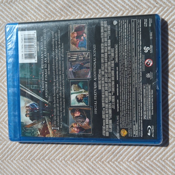 Harry Potter and the Deathly Hallows part 2 blue ray - Picture 2 of 6